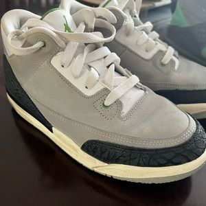 Kids Jordan’s size 2y Motivated to sell